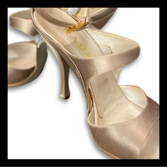 Vintage Prada shoes - Picture 1 of 12